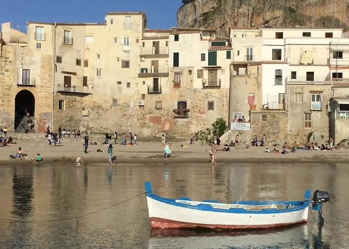 Fondachelli Апартаменты Чефалу